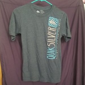 Quiksilver Charcoal Tee with Quicksiler Writen From Bottom to Top